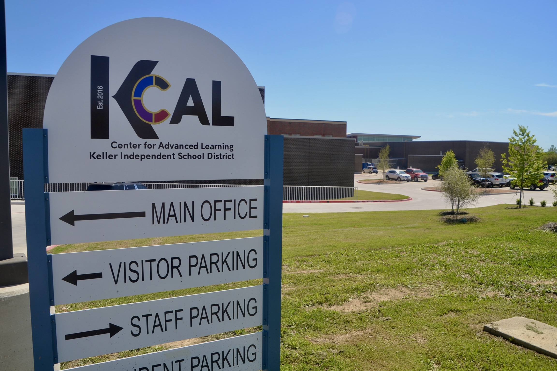 Sign for Keller Center for Advanced Learning in Keller ISD, Texas, indicating its role in advanced educational programs and welcoming Keller Collegiate Academy students in the 2024-2025 academic year.