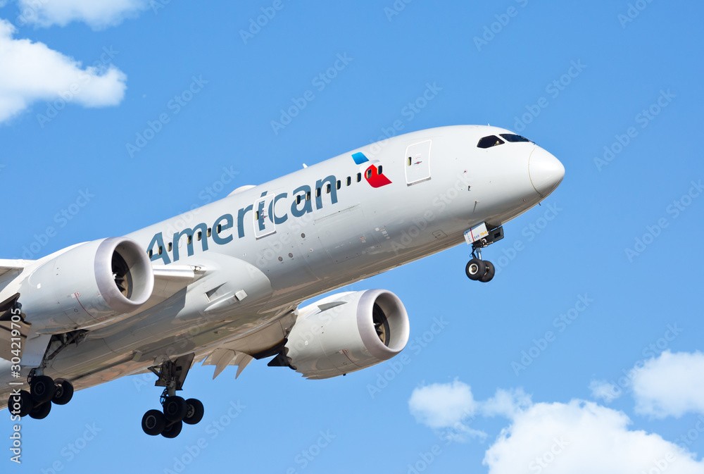 Elevating Employee Skills: Inside the American Airlines Learning Hub