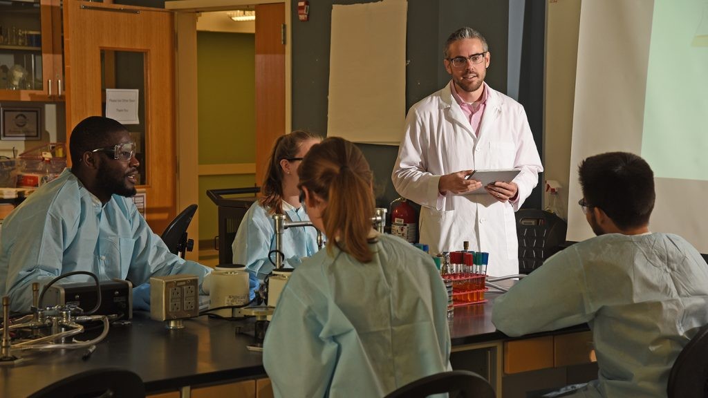 A microbiology lab discussion showcasing learner-centered engagement.