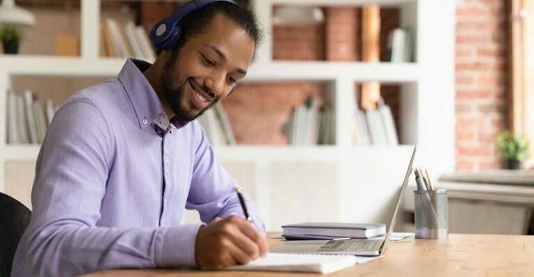 Woman studying with online language courses