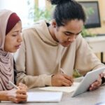 Cognitive Benefits of Bilingualism
