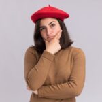 Similarities between French and Italian, highlighting their common Latin roots and shared vocabulary