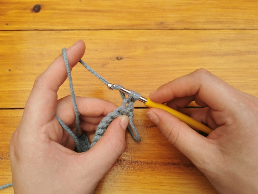 Yarn over once more