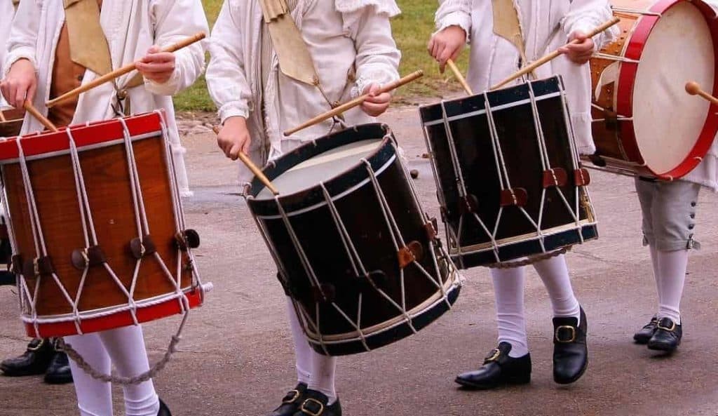 Marching drums traditional grip