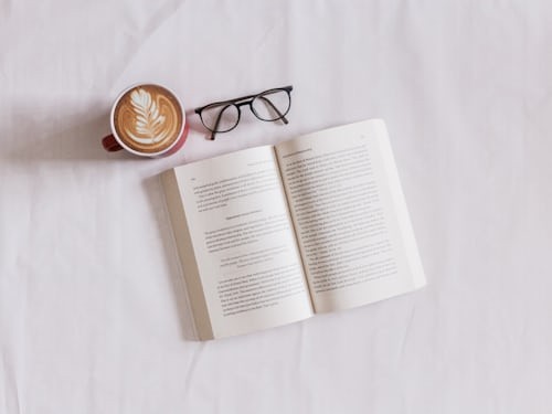 Reading consistently to learn new words