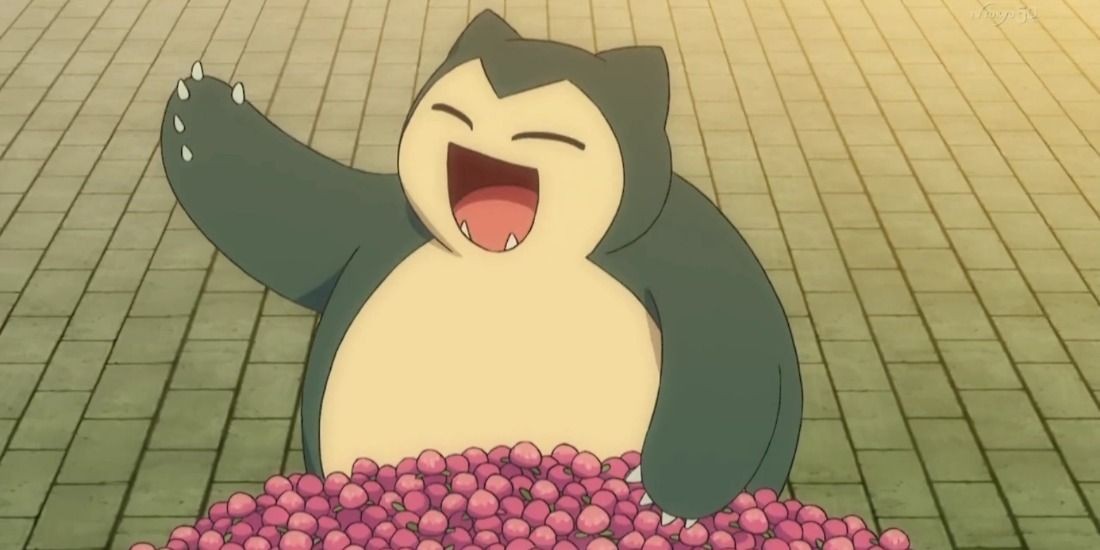 Snorlax eating berries in the Pokemon Anime