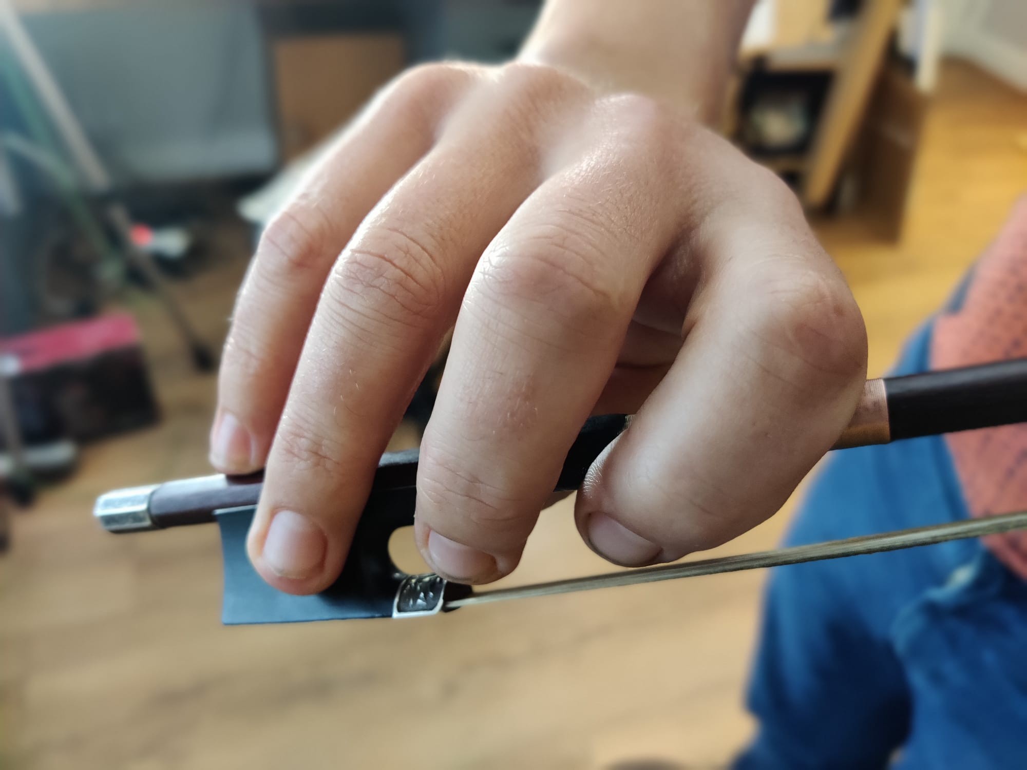 good fiddle bow hold